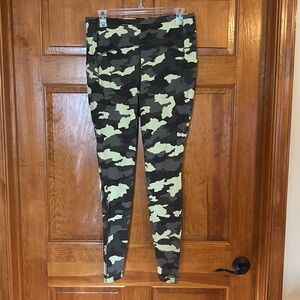 Lululemon Camo Swift Speed Luxtreme Side Pockets Leggings Size 10-EUC